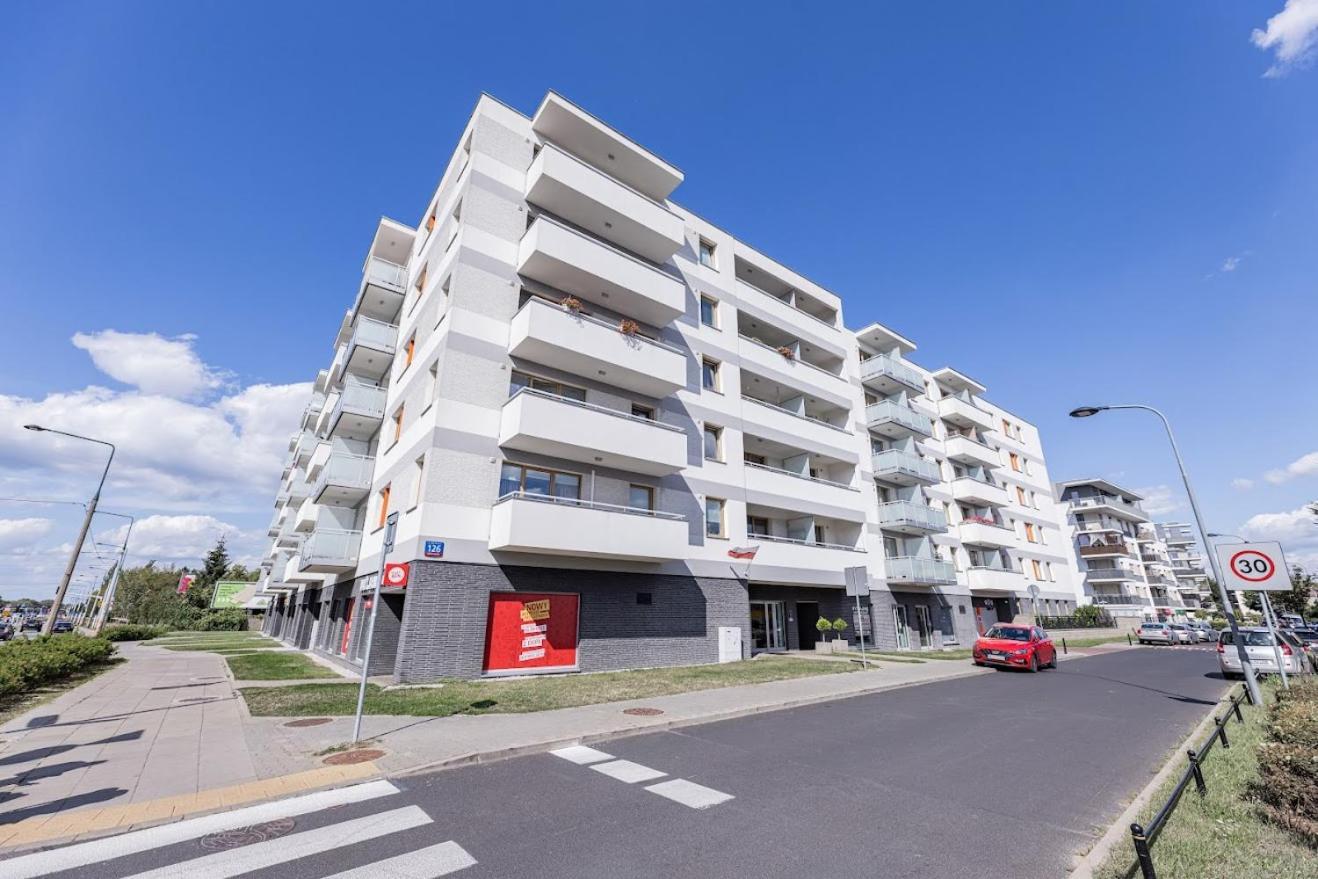 Fajny Apartament Z Parkingiem, Obok Metra. Varsóvia Exterior foto