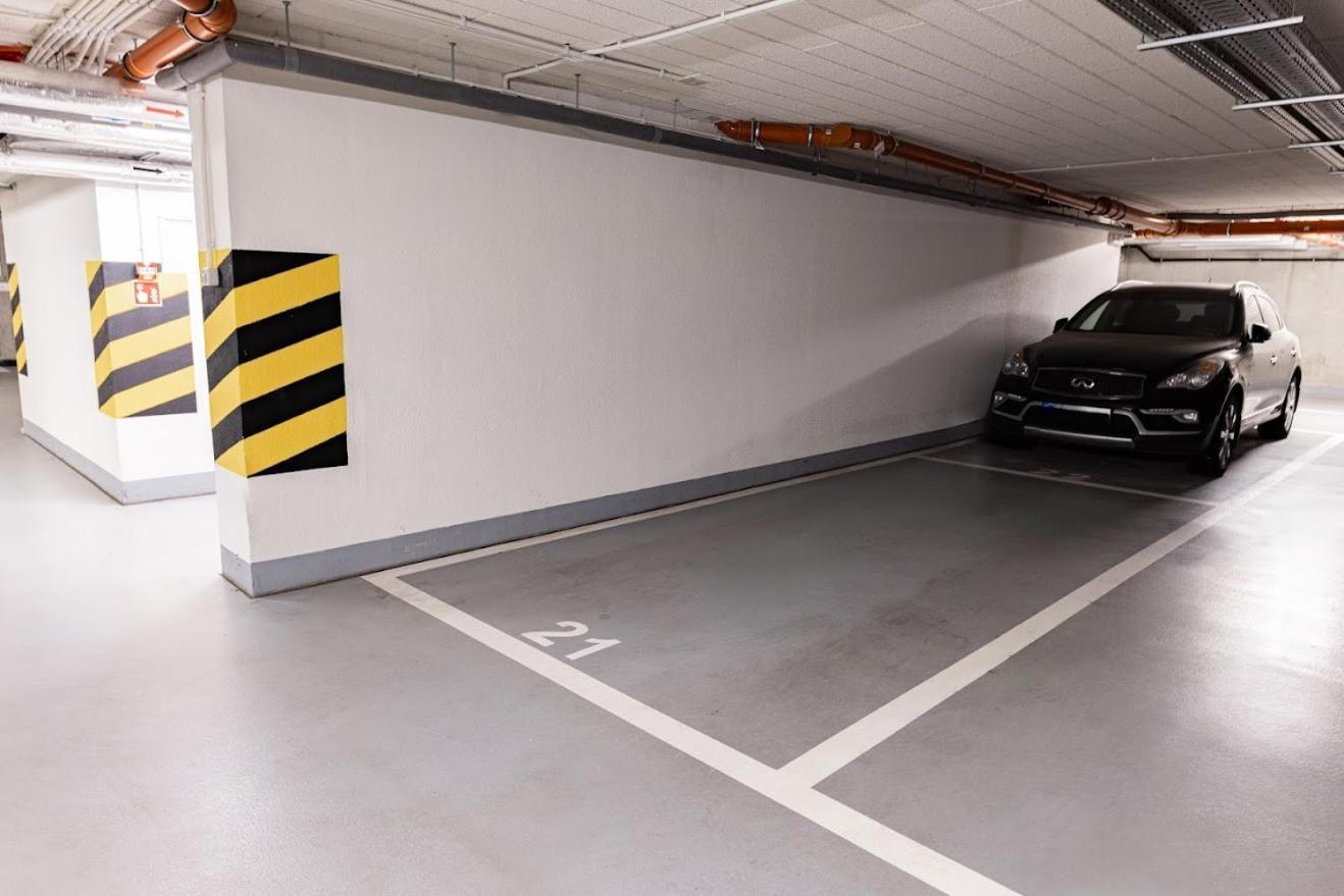 Fajny Apartament Z Parkingiem, Obok Metra. Varsóvia Exterior foto